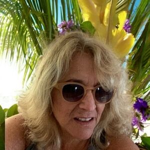 OLO Lunettes Sun glasses goldish brown 400 UV protect made in Italy mode…